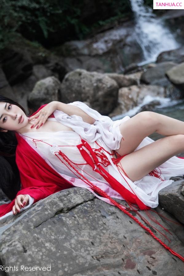   [XiuRen]高清写真图 2023.08.28 No.7295 严利娅Yuliya 妲己美臀第29张图片